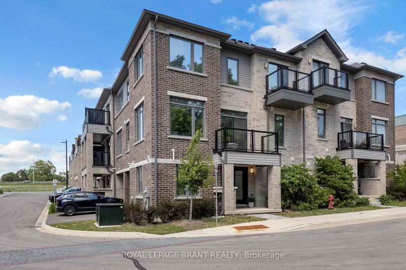 1118 - 585 Colborne Street