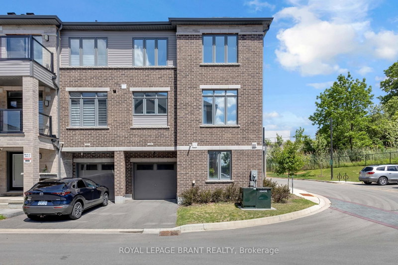 1118 - 585 Colborne Street