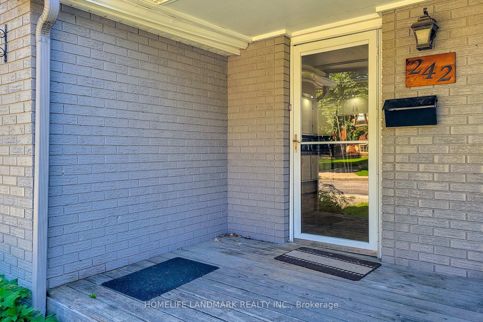 242 Bowman Street, Hamilton, ON, photo 2