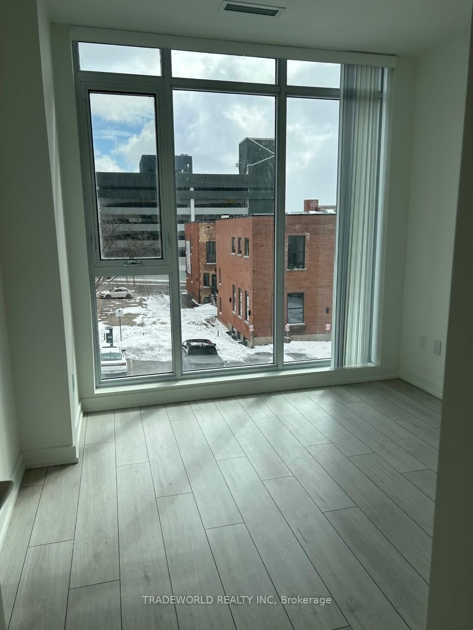 55 Duke Street W, Unit 206