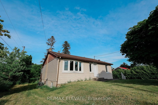 106 Whites Road