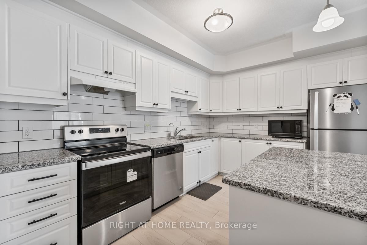 25 ISHERWOOD Avenue • #B/26 • Cambridge, ON photo 15