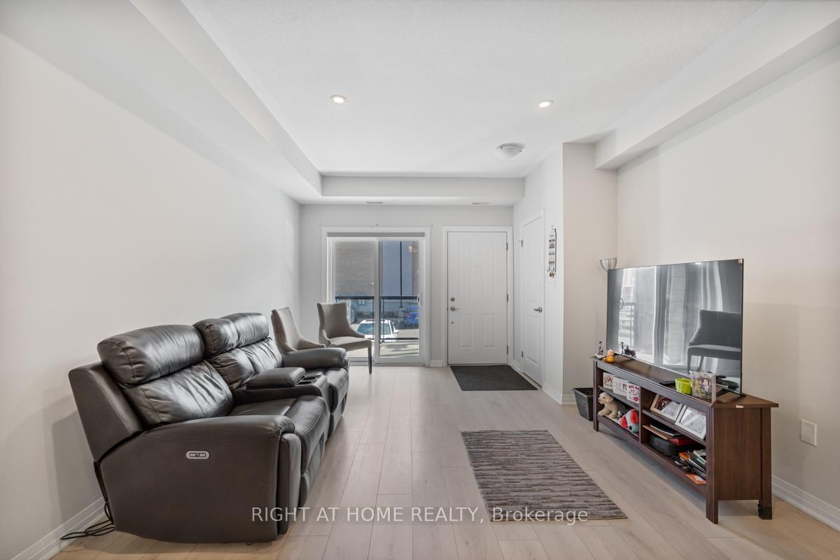 25 ISHERWOOD Avenue • #B/26 • Cambridge, ON photo 9