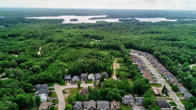 27 (Lot 14) Freeland Drive • Gravenhurst, ON photo 4