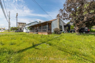 789 Blair Road E — photo 3