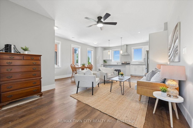 12 - 54 Bridge Street W