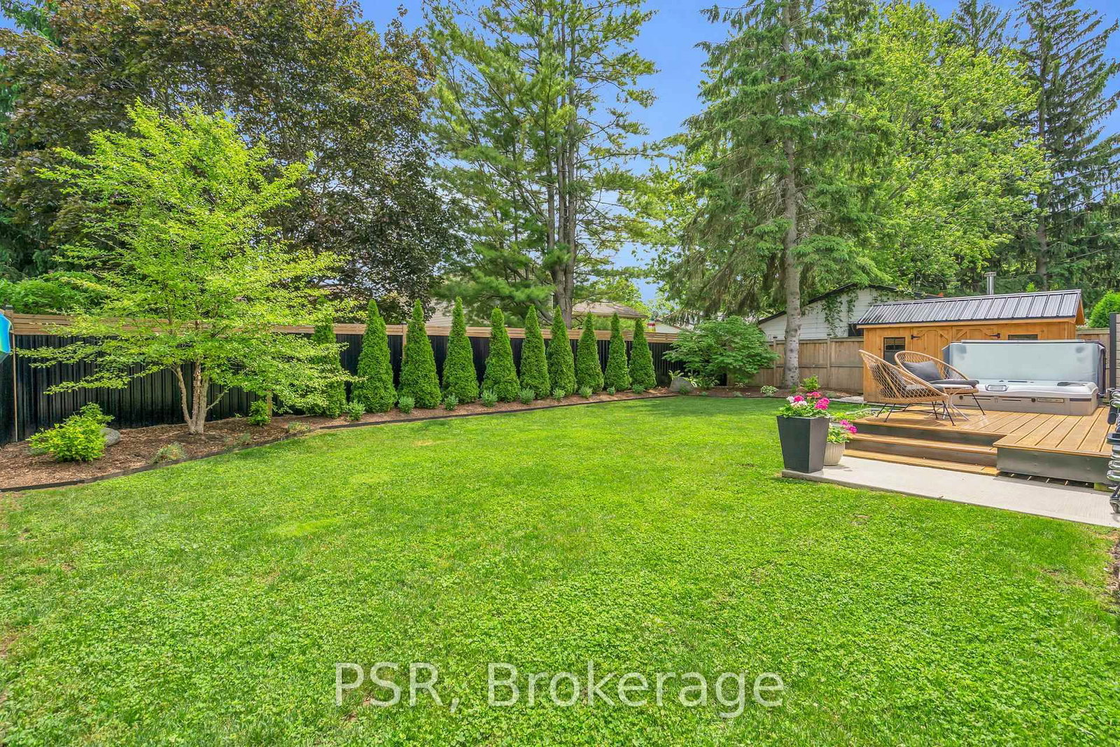 21 Blake Street • Meaford, ON photo 24