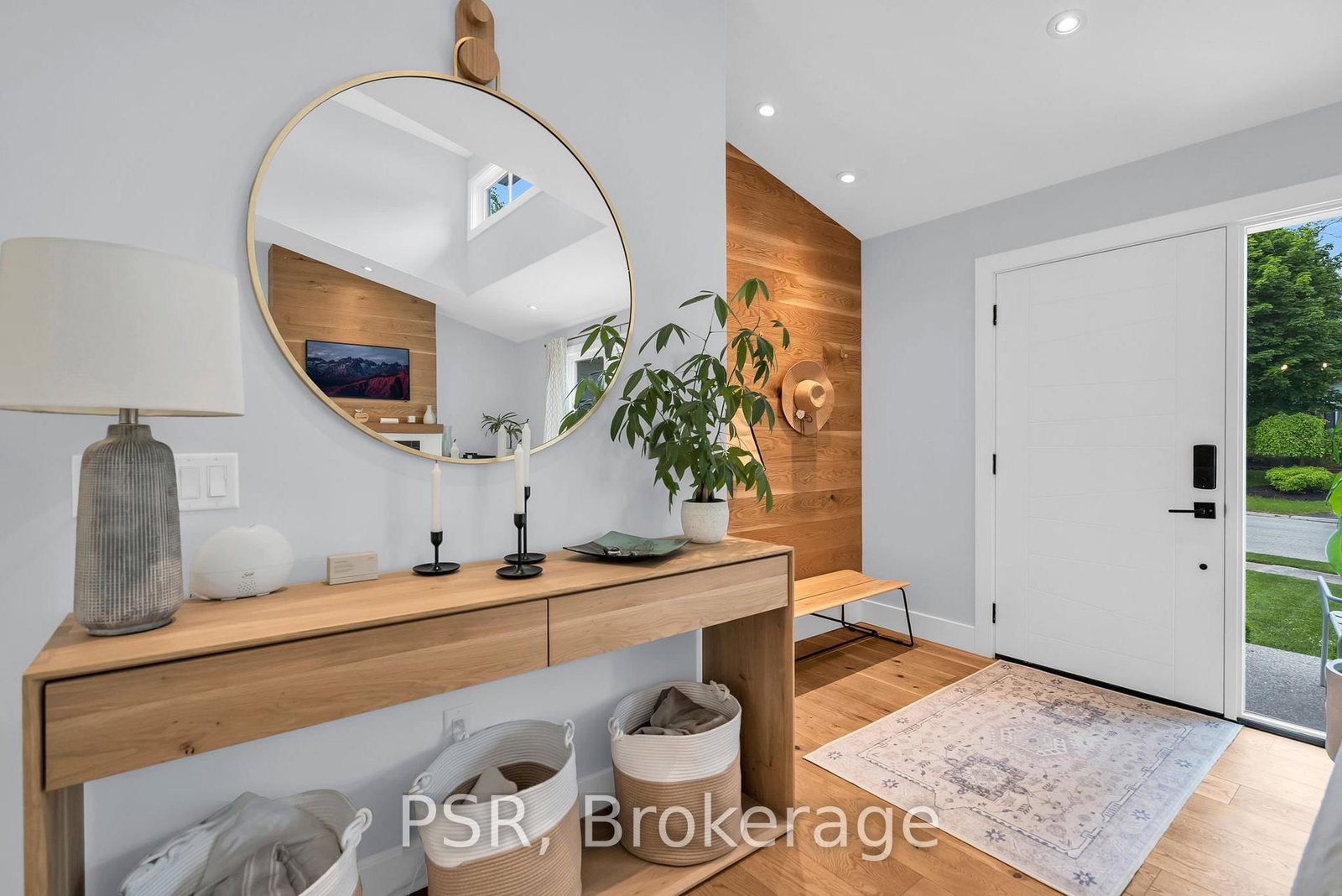 21 Blake Street • Meaford, ON photo 4