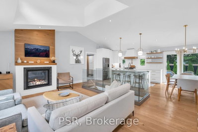 21 Blake Street • Meaford, ON photo 5