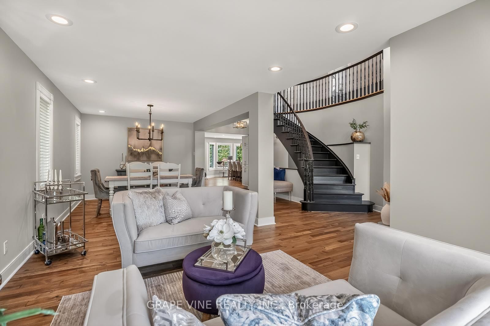 4 Carbery Drive • Stittsville, ON photo 11