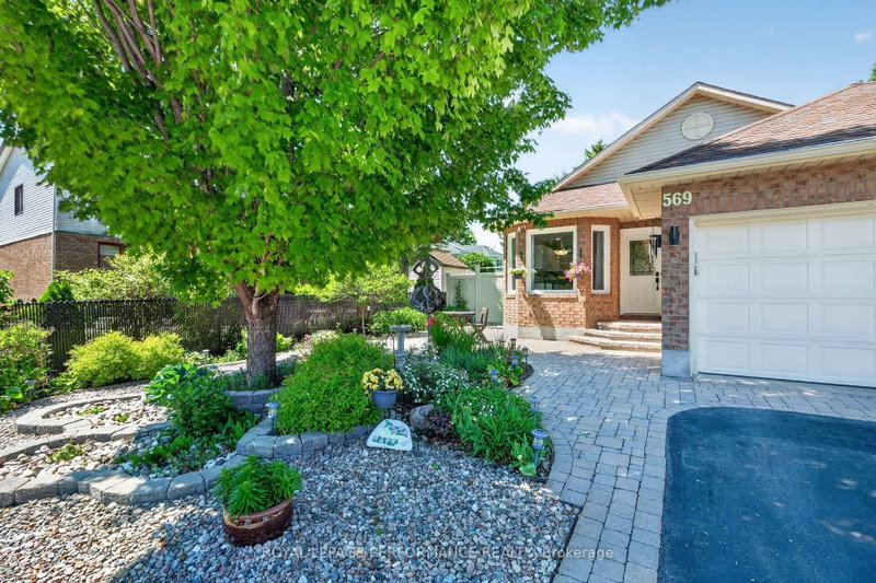 569 Princess Louise Drive