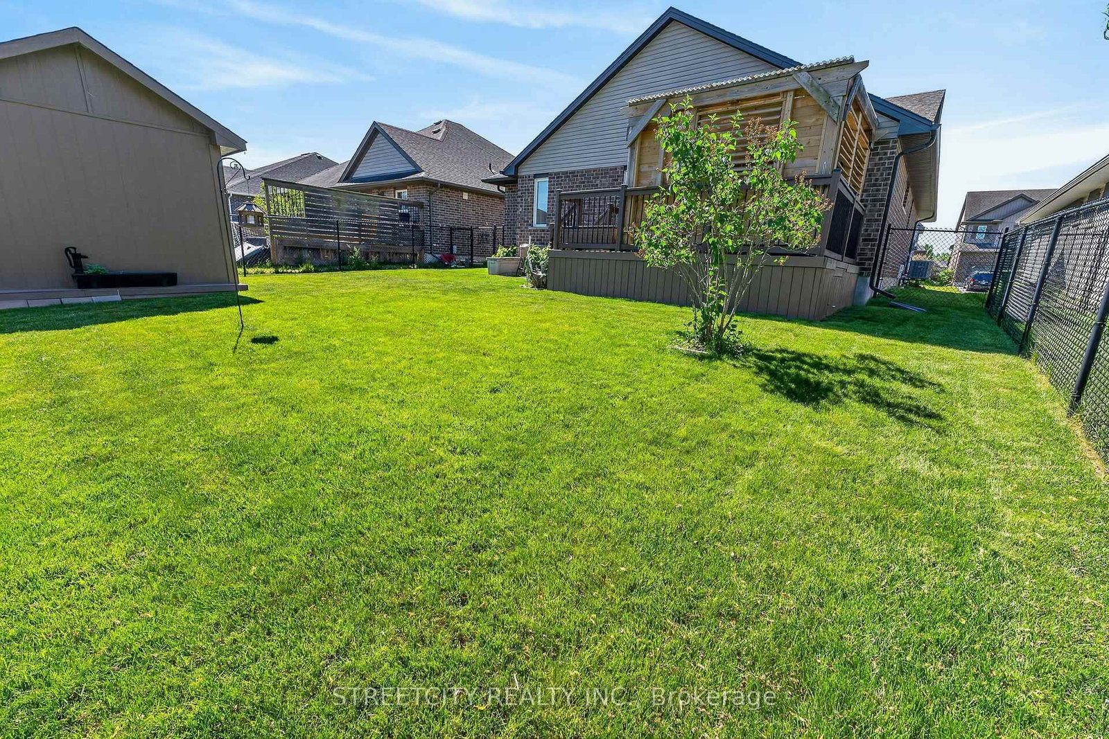 Listing Image 43