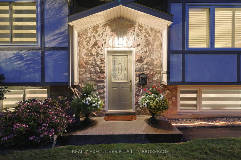 2560 LEPP Avenue