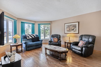 3 Henry Street • Amaranth, ON photo 7