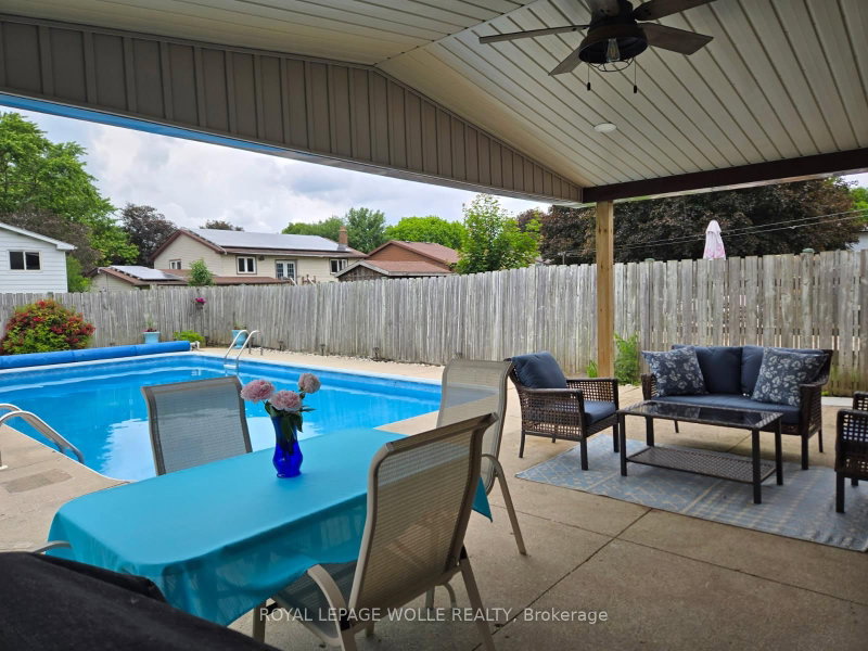 218 Arris Crescent