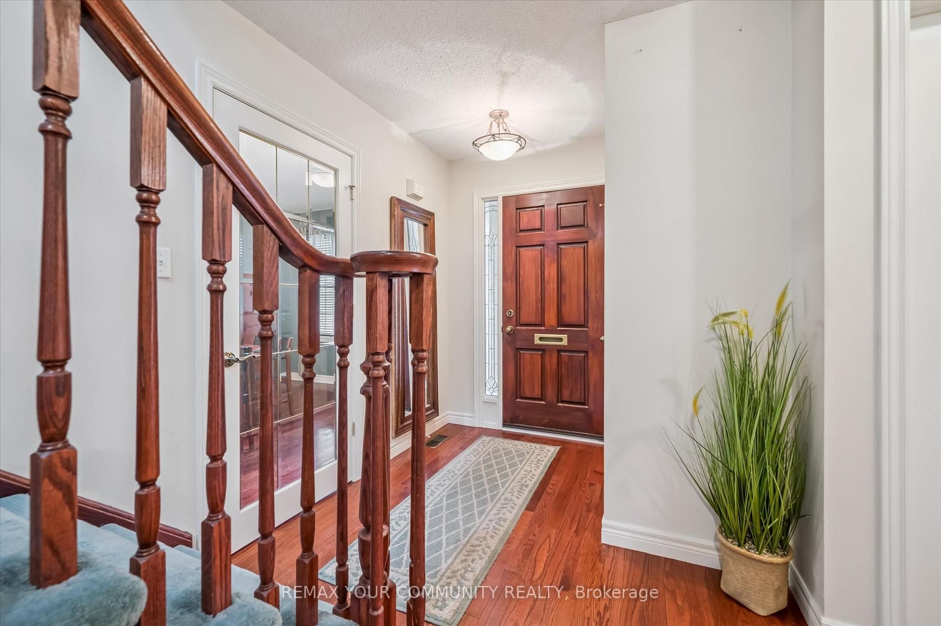 428 Union Street W