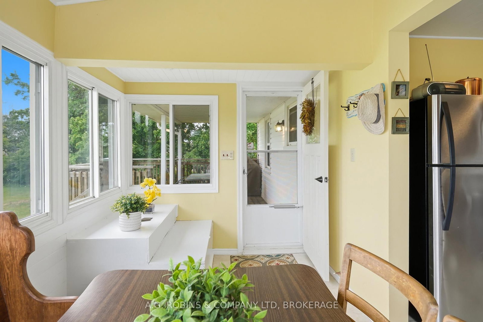 11803 Lakeshore Road • Wainfleet, ON photo 10