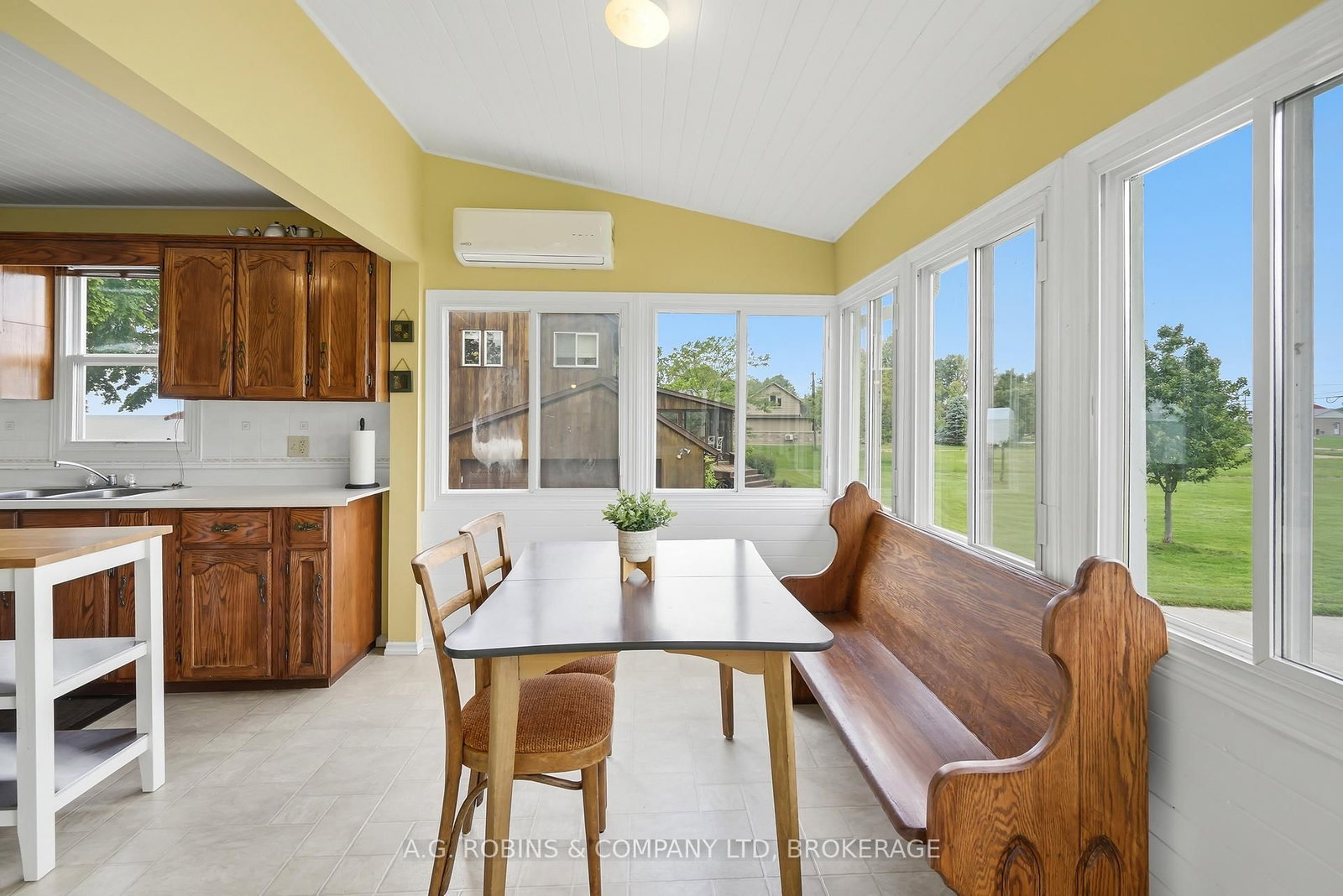 11803 Lakeshore Road • Wainfleet, ON photo 12