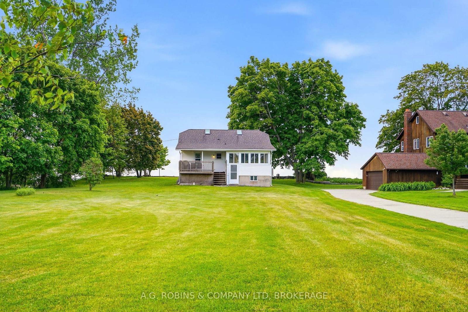 11803 Lakeshore Road • Wainfleet, ON photo 38
