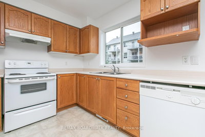 250 Gershwin Private • Ottawa, ON photo 8