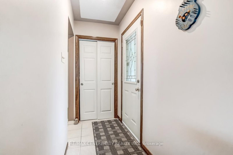20 Hines Crescent