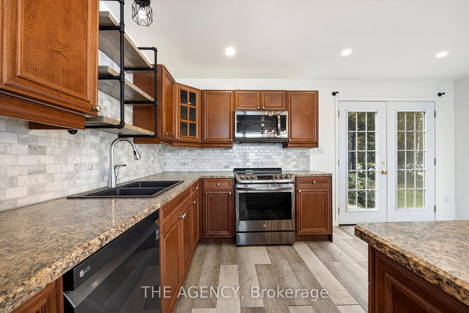 772 S Lake Bernard Road • Strong, ON photo 23