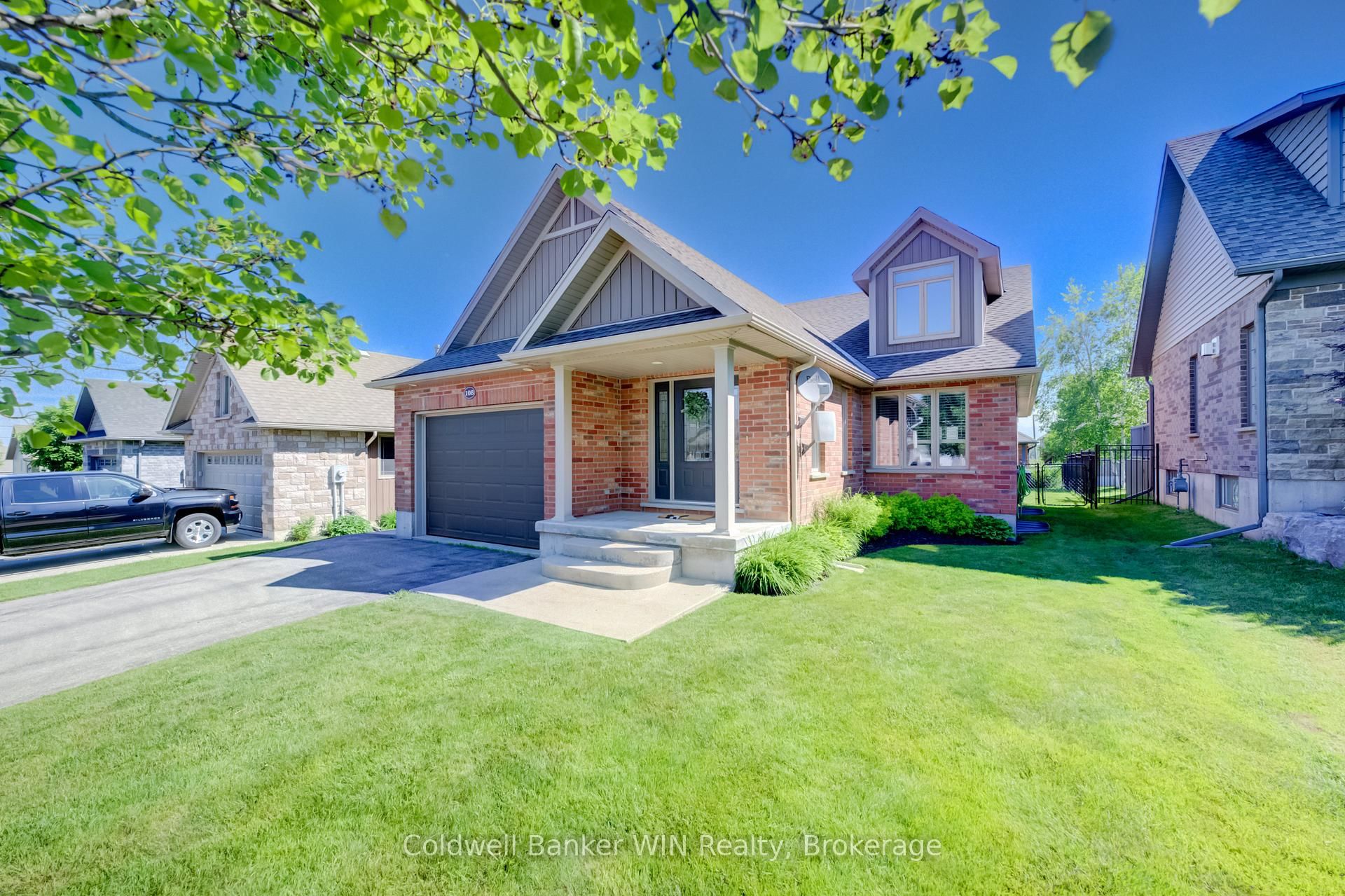 108 Ruby's Crescent