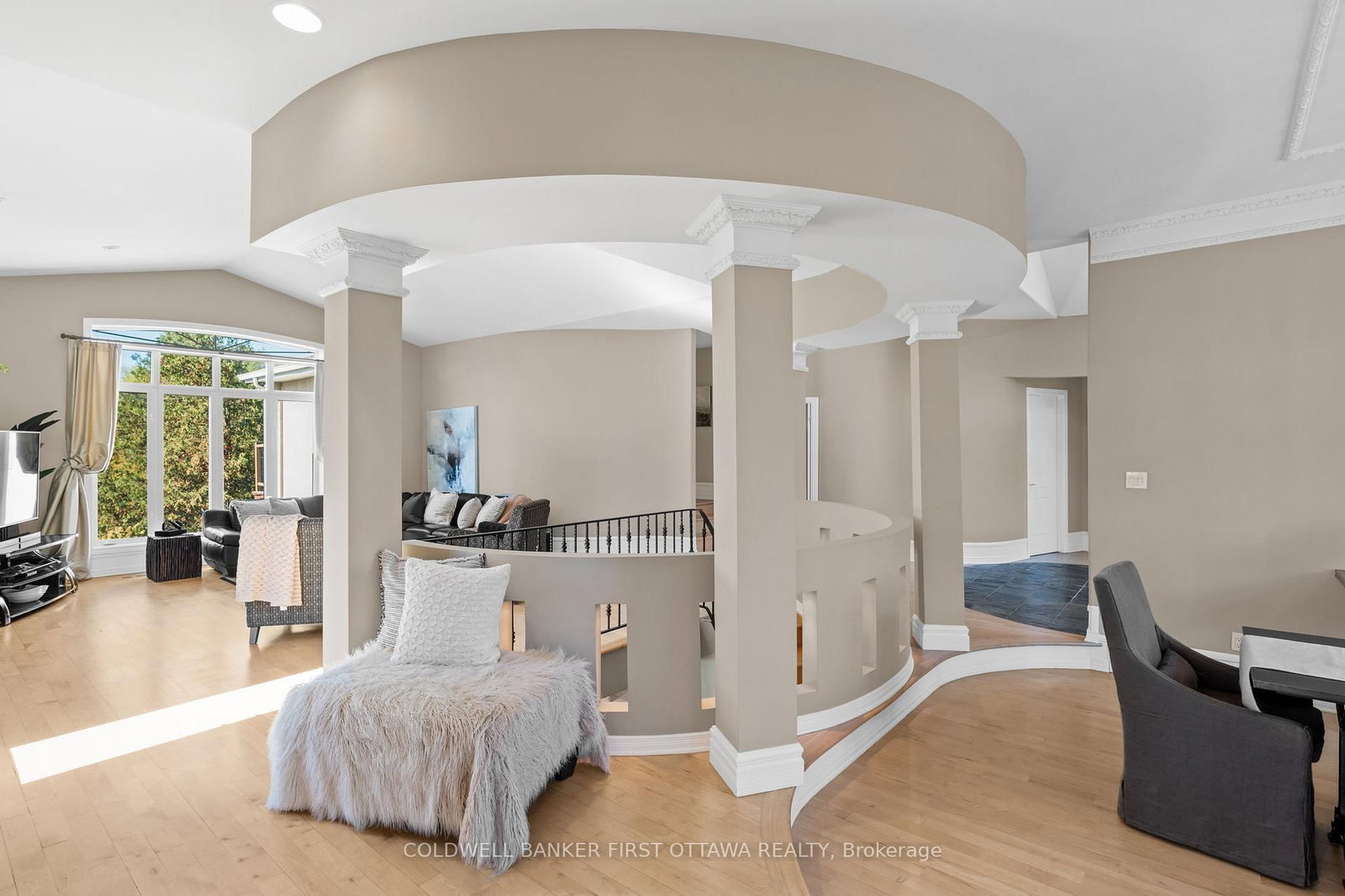 358 River Road • Ottawa, ON photo 20