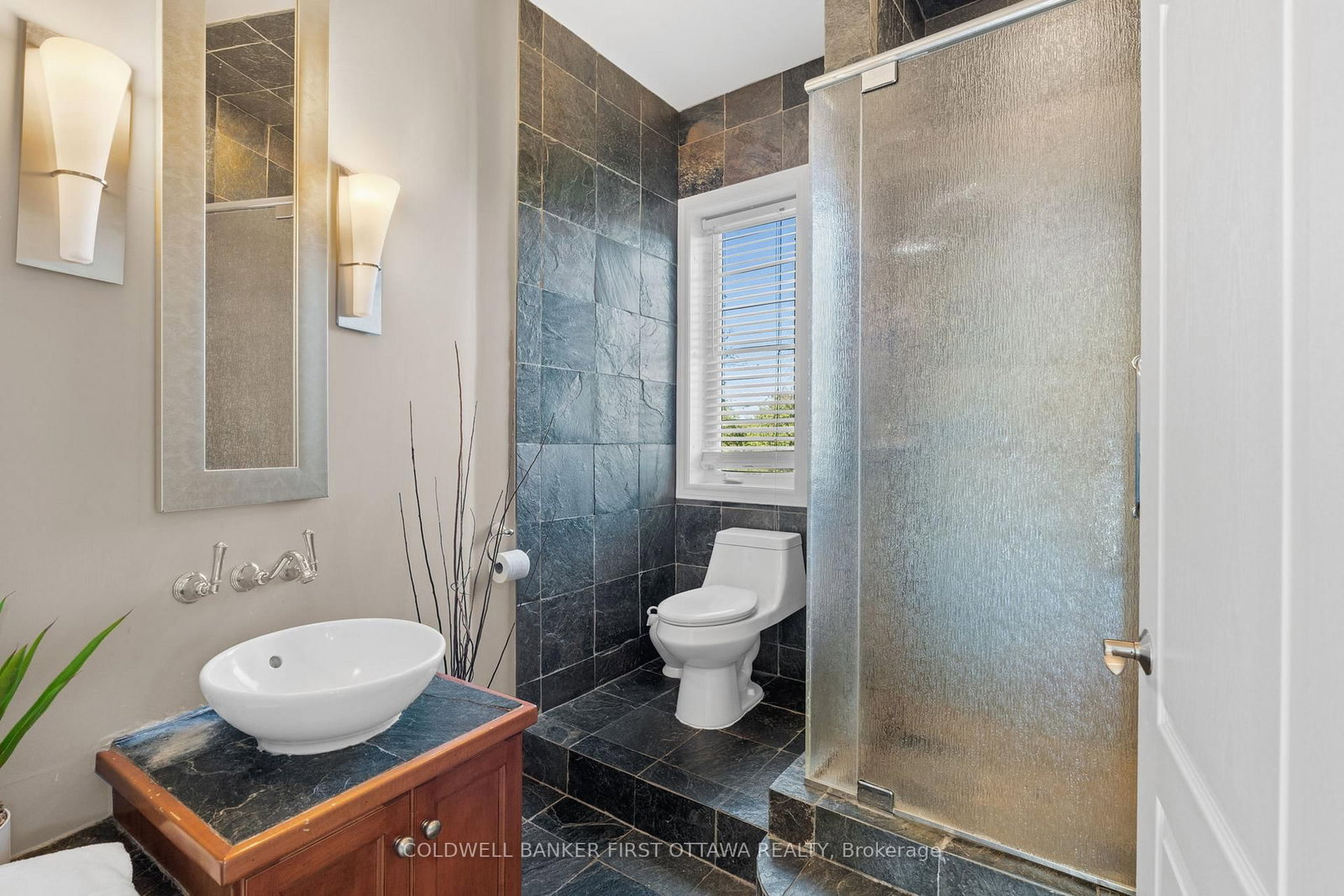 358 River Road • Ottawa, ON photo 24