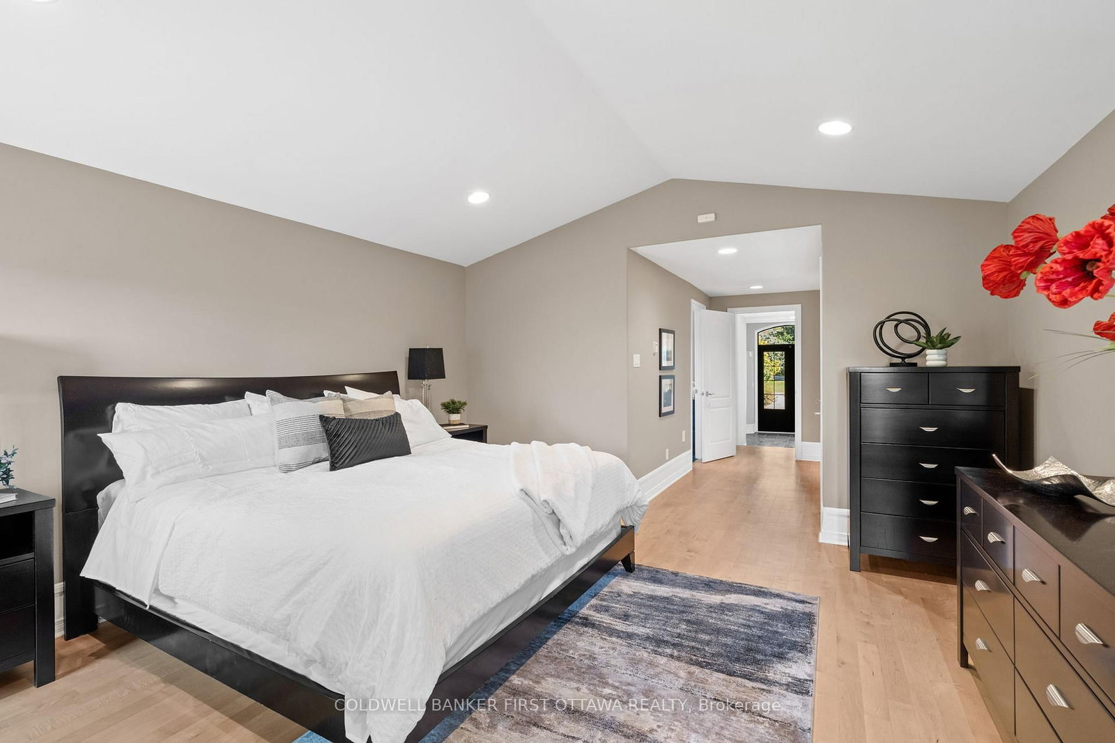 358 River Road • Ottawa, ON photo 28