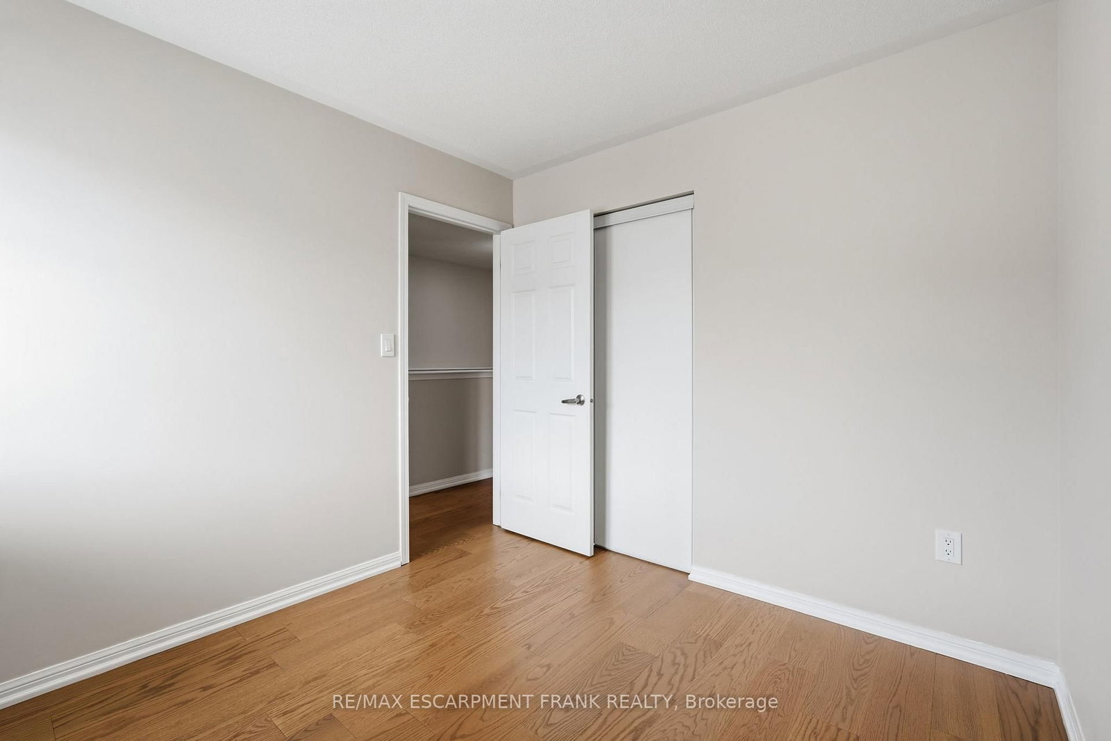 12 EMICK Drive • Hamilton, ON photo 29