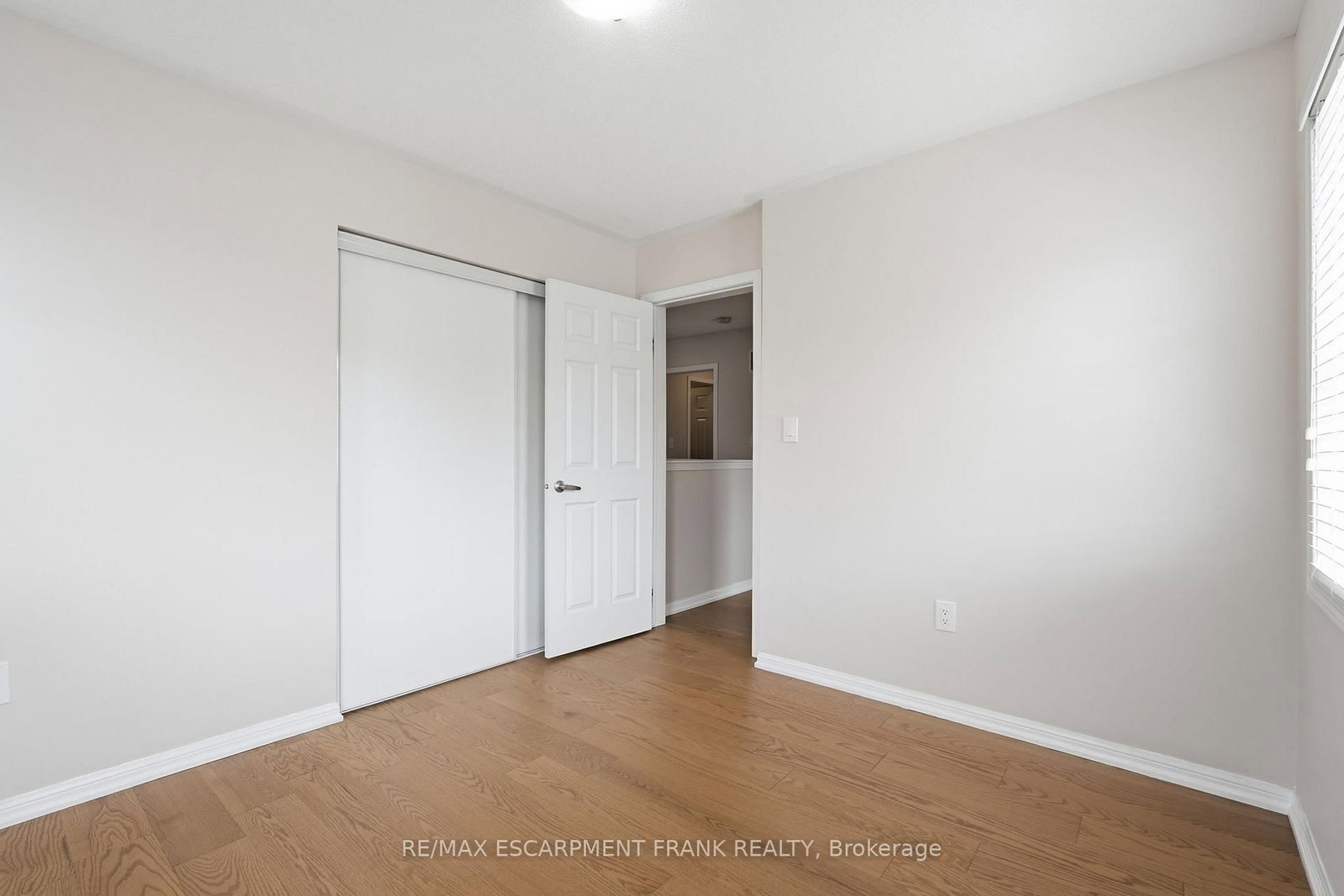 12 EMICK Drive • Hamilton, ON photo 32