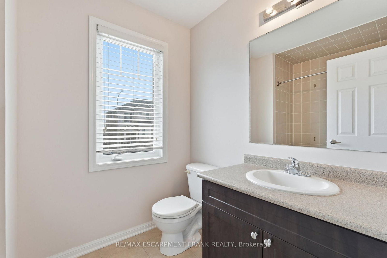 12 EMICK Drive • Hamilton, ON photo 35
