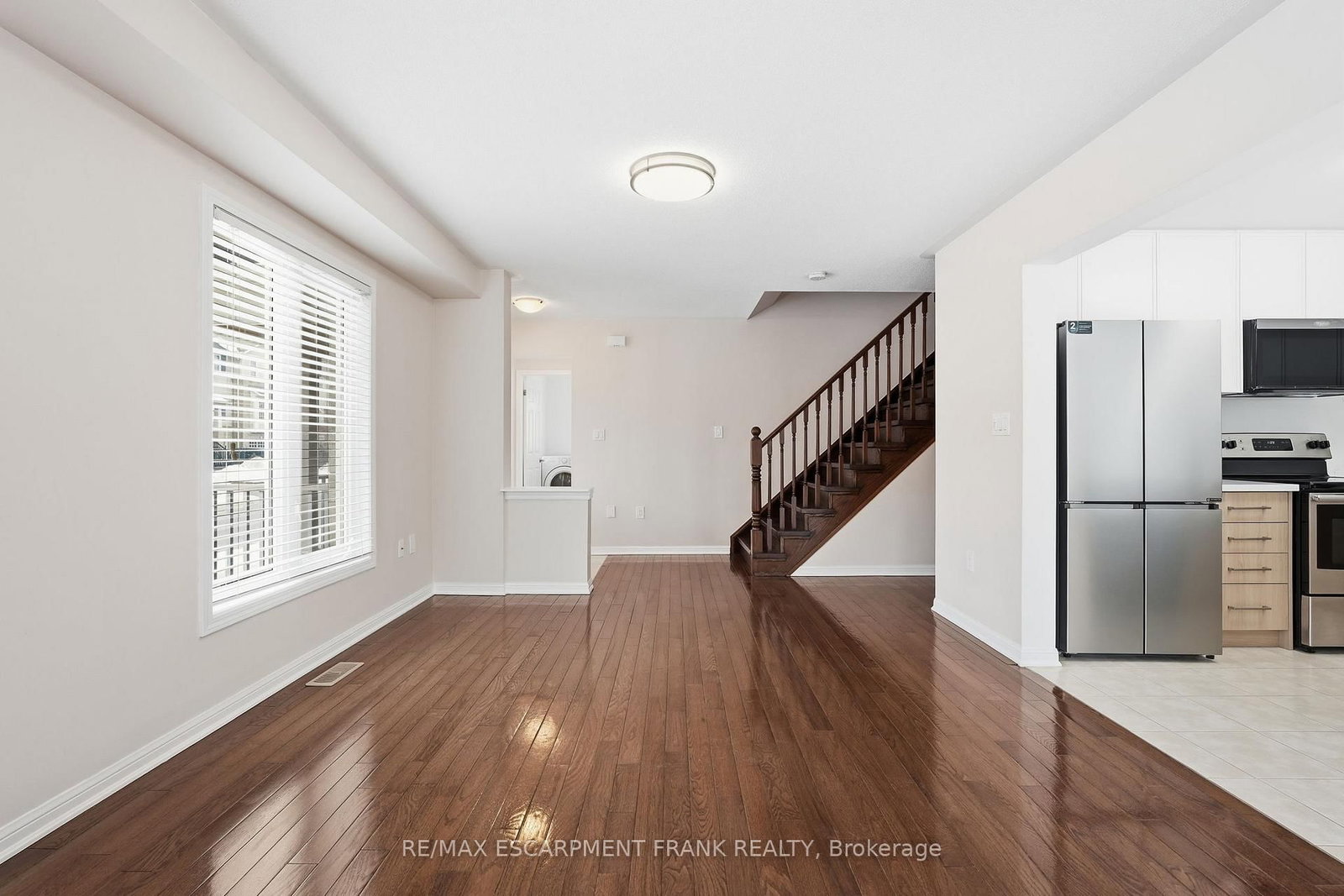 12 EMICK Drive • Hamilton, ON photo 6