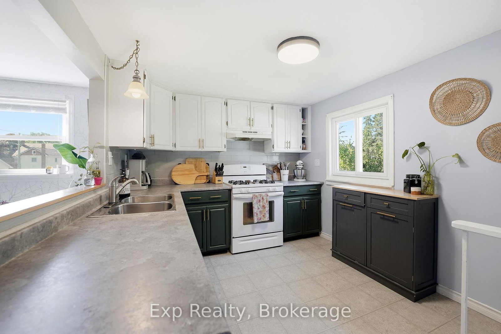 34 South Park Street • Hastings, ON photo 10