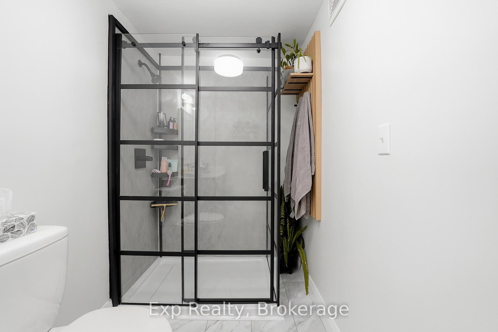 34 South Park Street • Hastings, ON photo 21