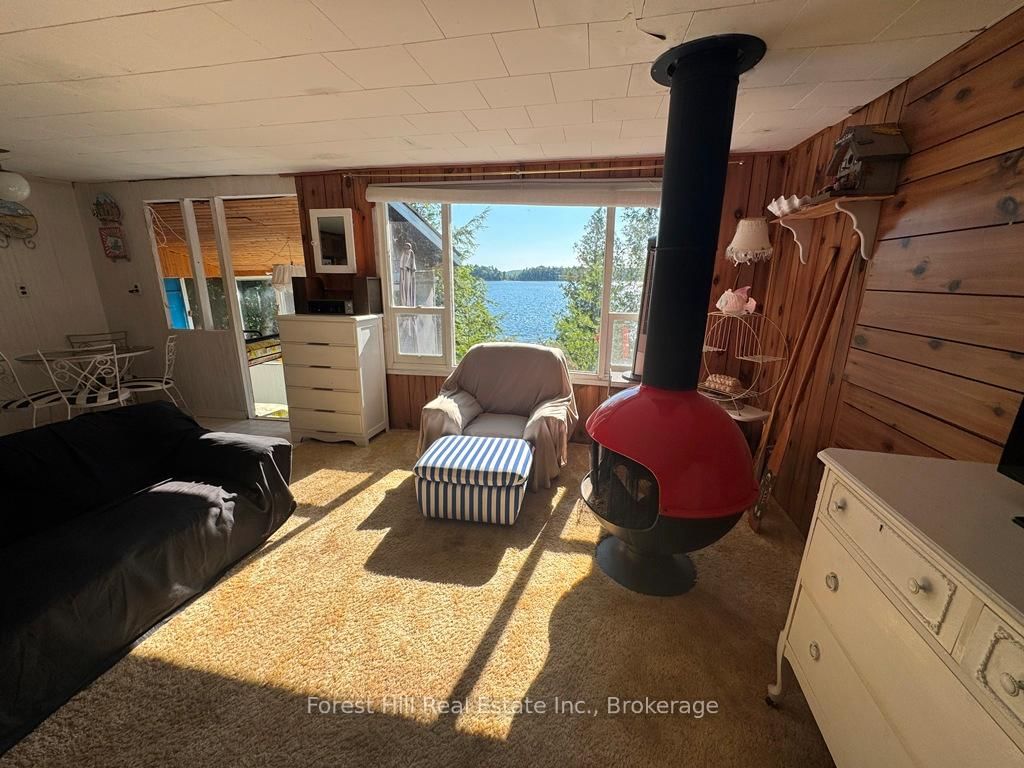 10689 Kawagama Lake WAO • Algonquin Highlands, ON photo 33