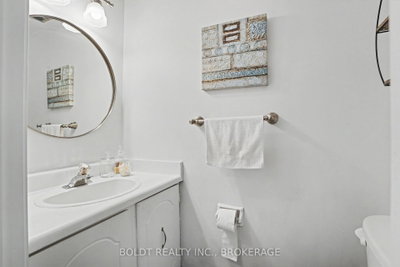 Unit 52 — 242 Lakeport Road — photo 4
