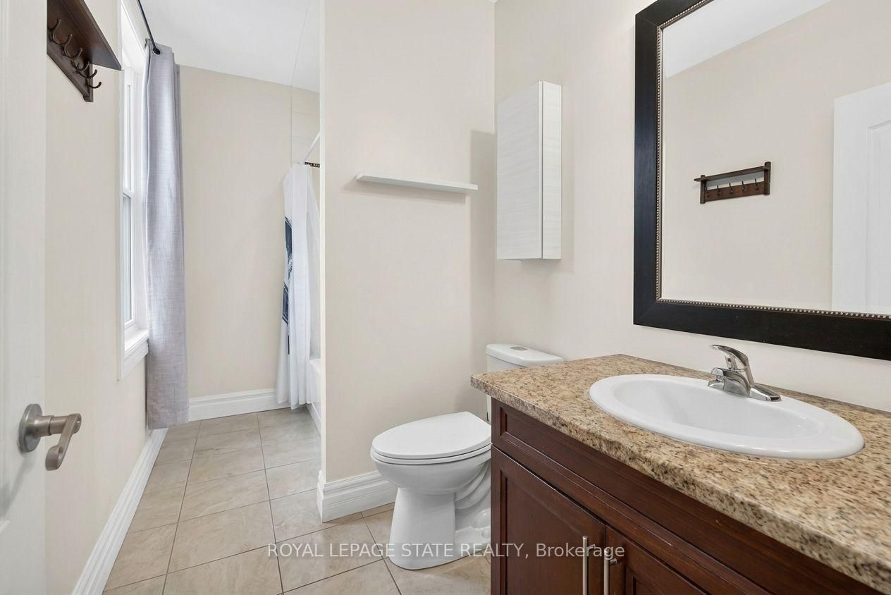 221 Grand River Avenue • Brantford, ON photo 15