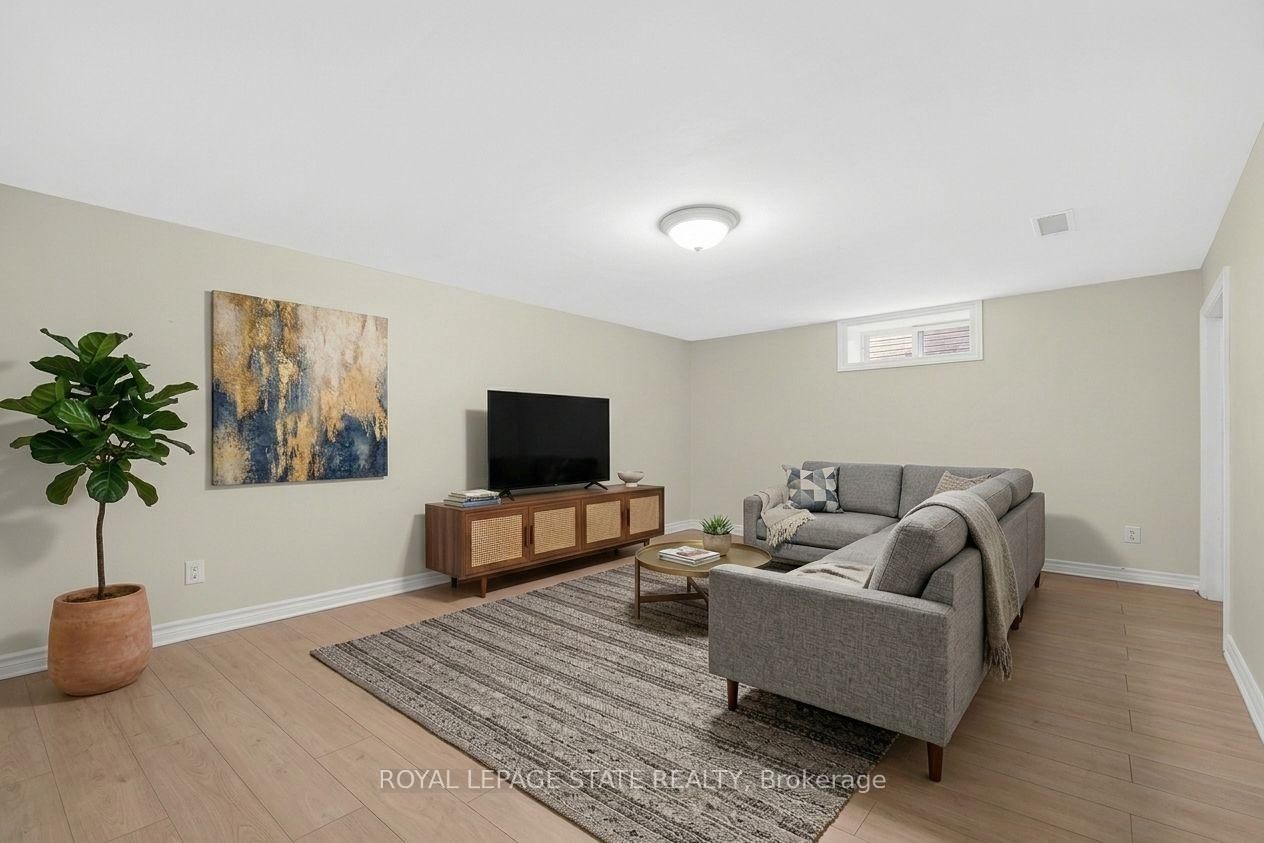 221 Grand River Avenue • Brantford, ON photo 17