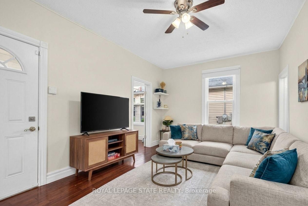 221 Grand River Avenue • Brantford, ON photo 7