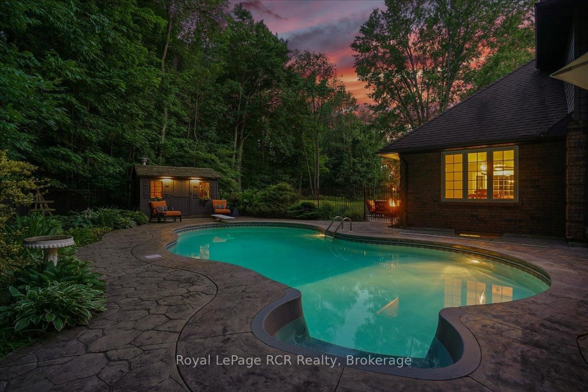 123 Atkins Street • Georgian Bluffs, ON photo 2