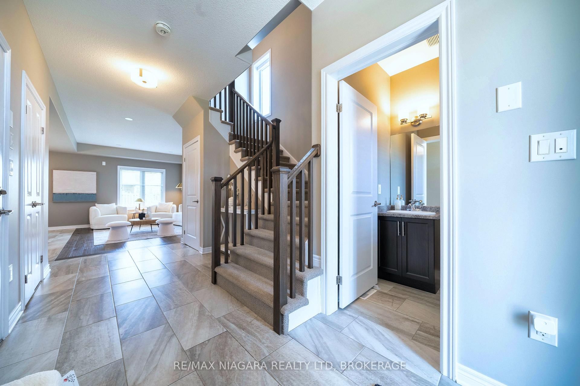 9385 Eagle Ridge Drive