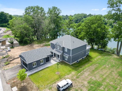 101 VILLENEUVE Drive