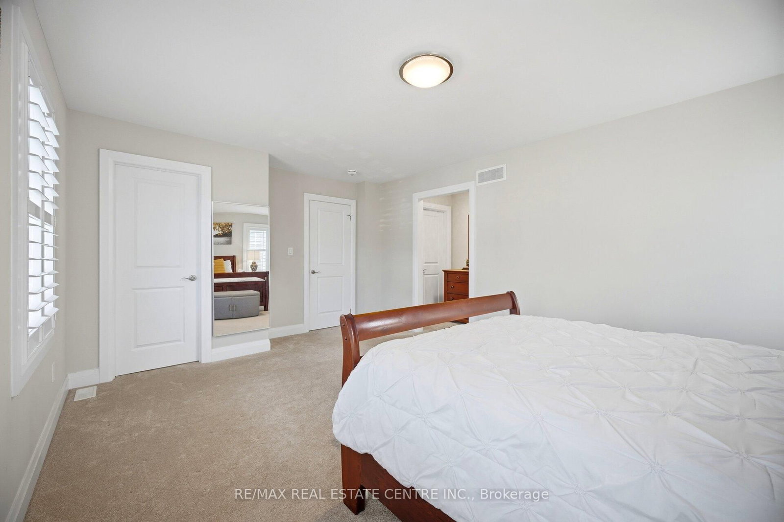 127 Monarch Woods Drive • Kitchener, ON photo 22