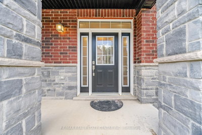 127 Monarch Woods Drive — photo 3