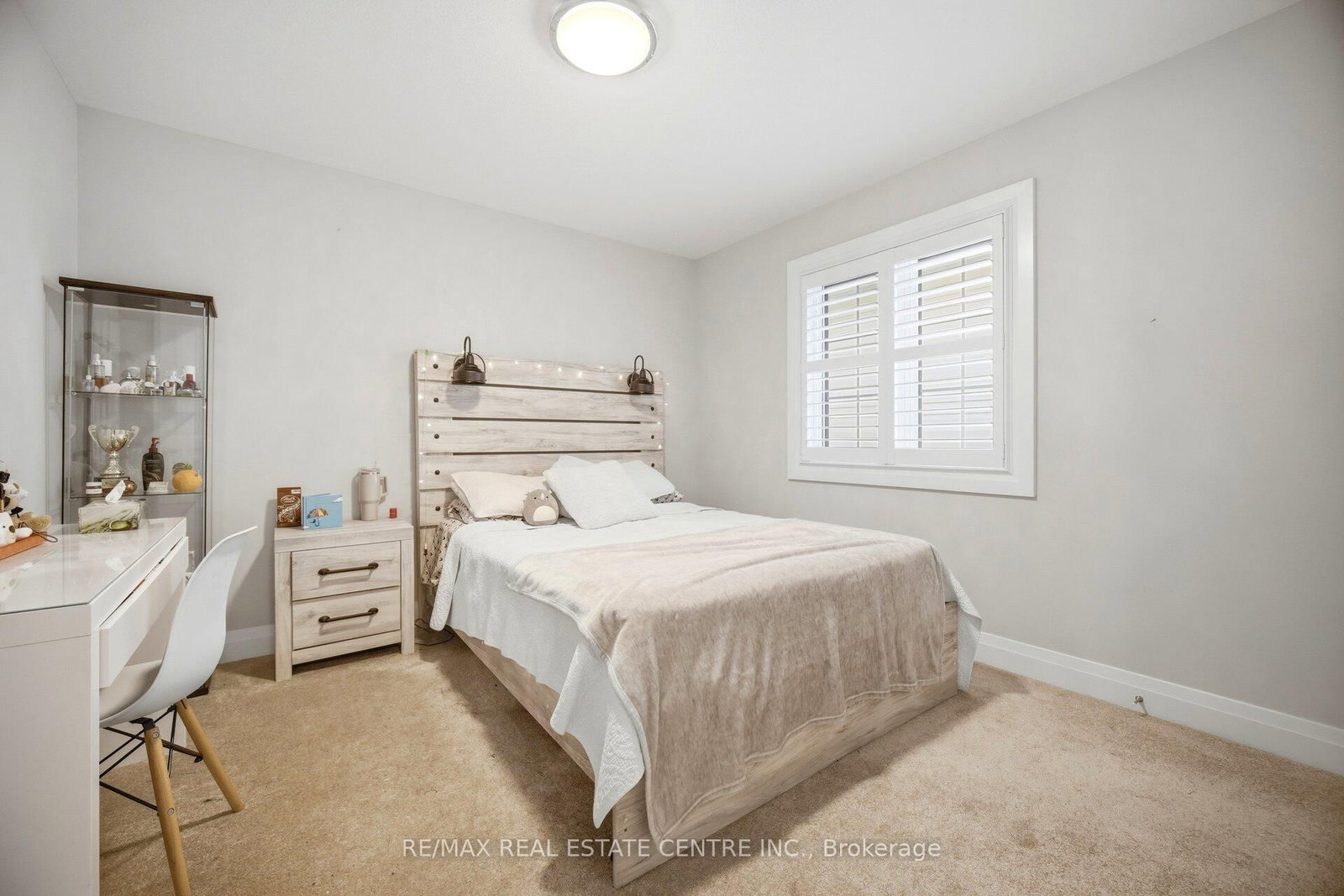 127 Monarch Woods Drive • Kitchener, ON photo 32