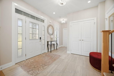 127 Monarch Woods Drive — photo 4