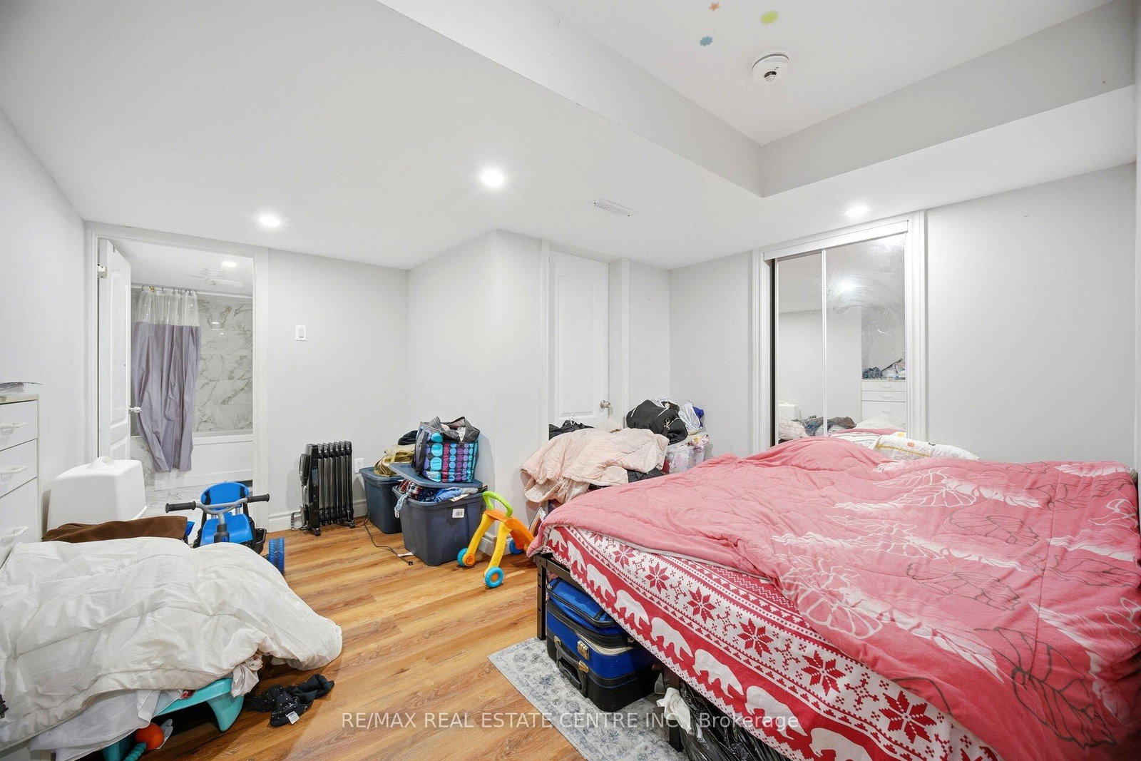 127 Monarch Woods Drive • Kitchener, ON photo 41