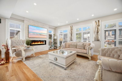 127 Monarch Woods Drive — photo 6